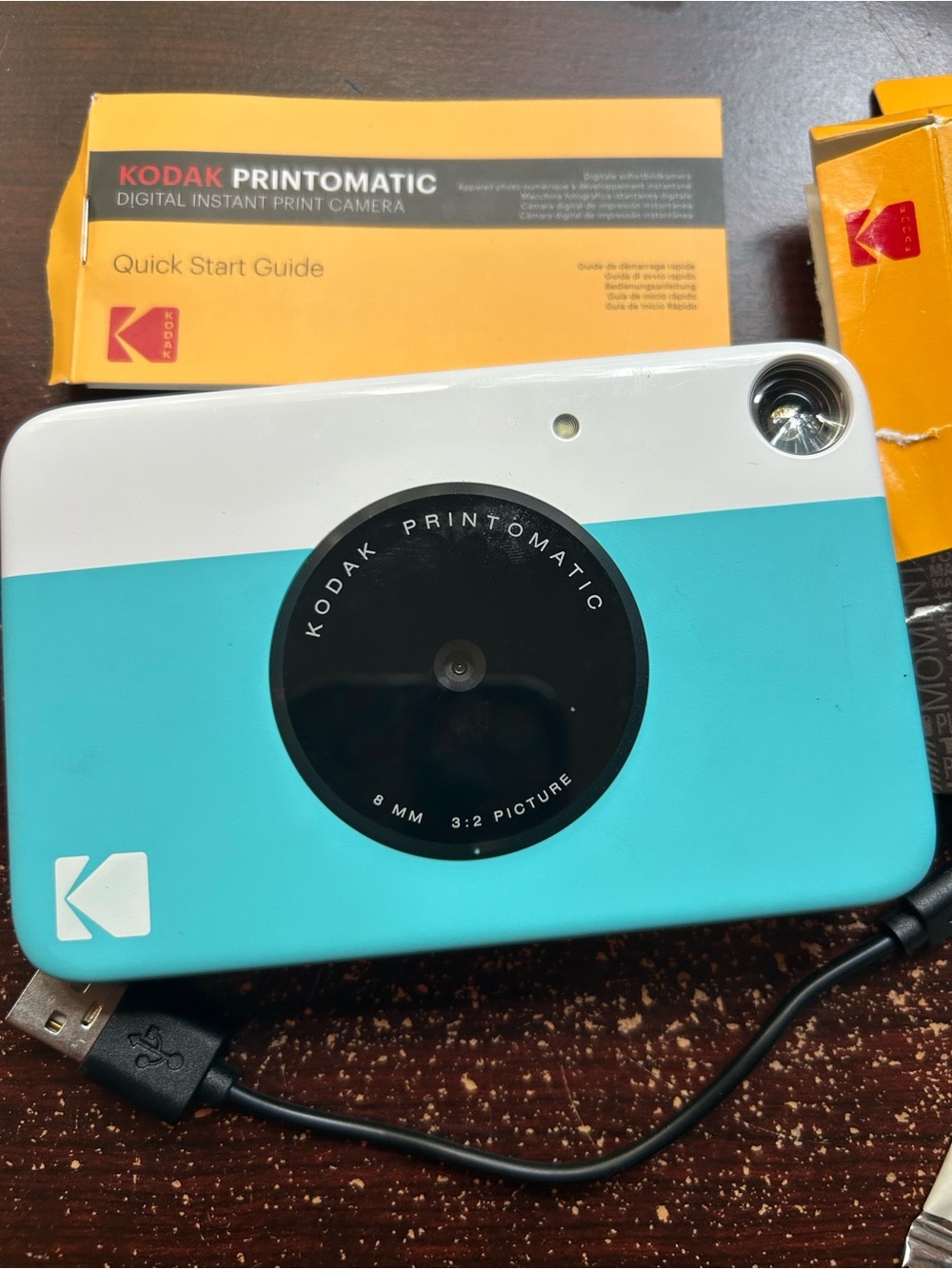 Kodak Printomatic Teal and White Instant Print Camera